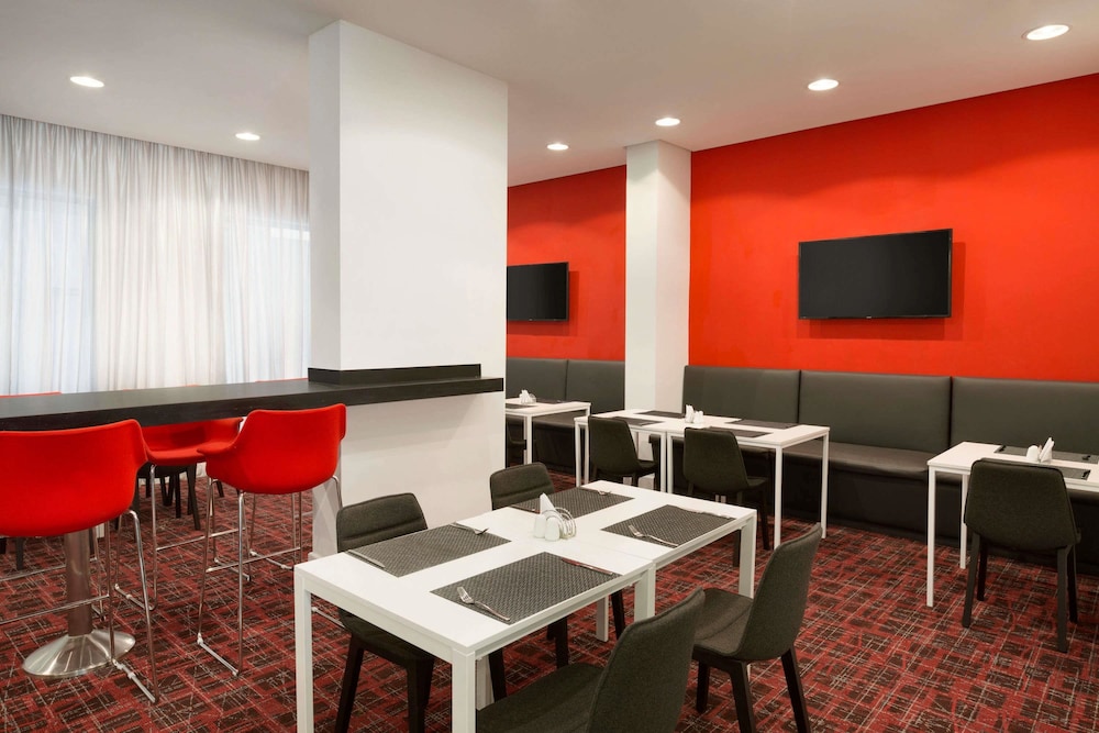 فندق رمادا إنكور الخبر(Ramada Encore by Wyndham Al Khobar Olaya) 31/39
