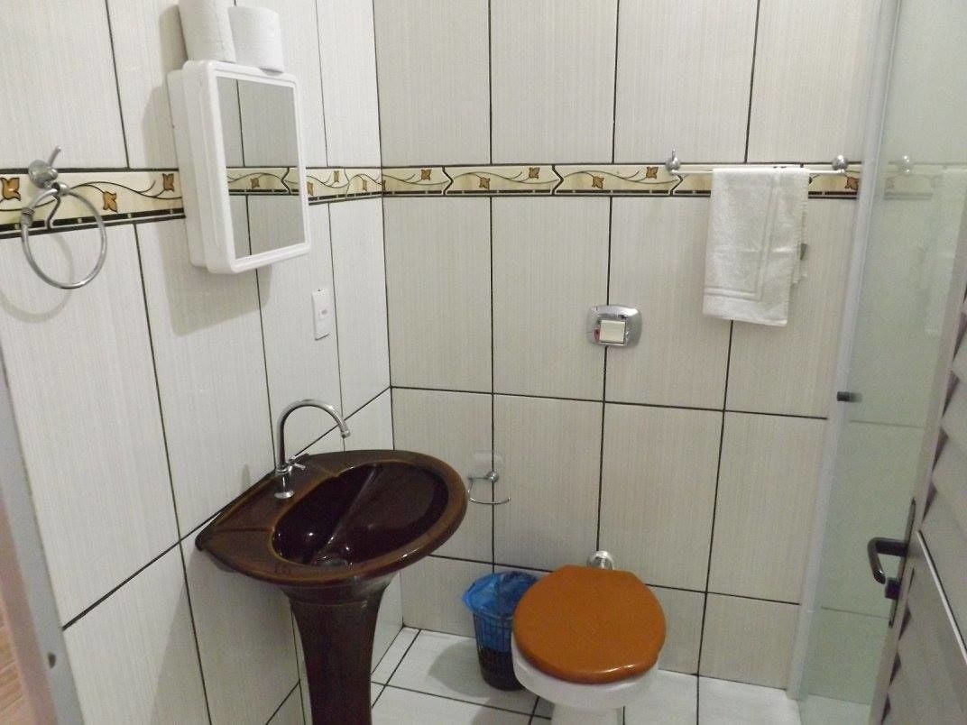 ROOM, TRIPLE