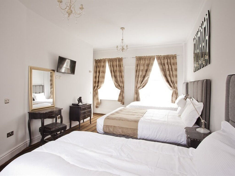 Burton Stone Inn 10/50