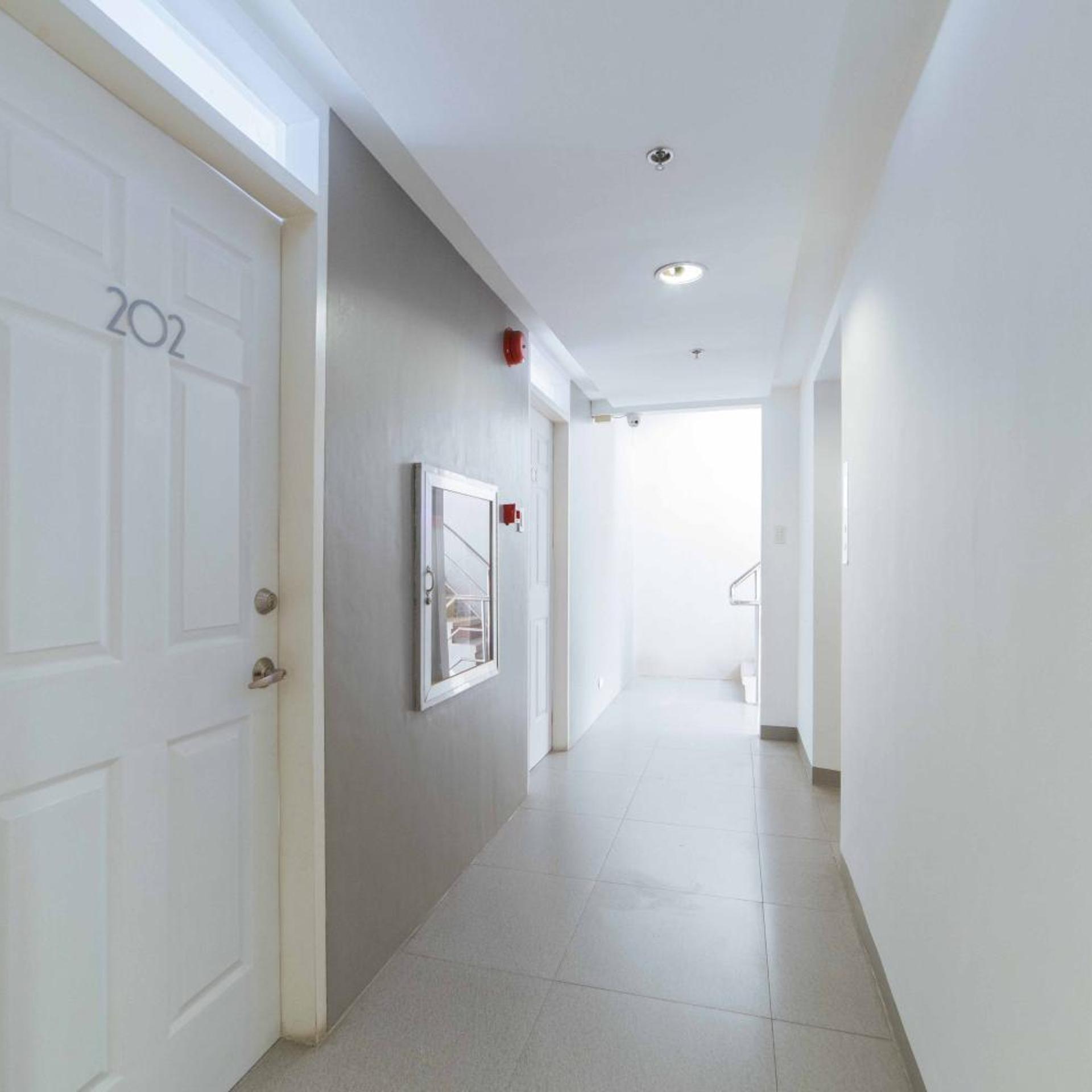 Reddoorz Plus Roxas St. Davao 37/49