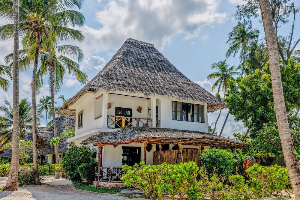 Pongwe Bay Resort 5/50