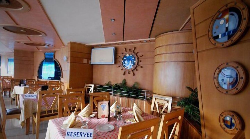 Hotel La Perla 18/21