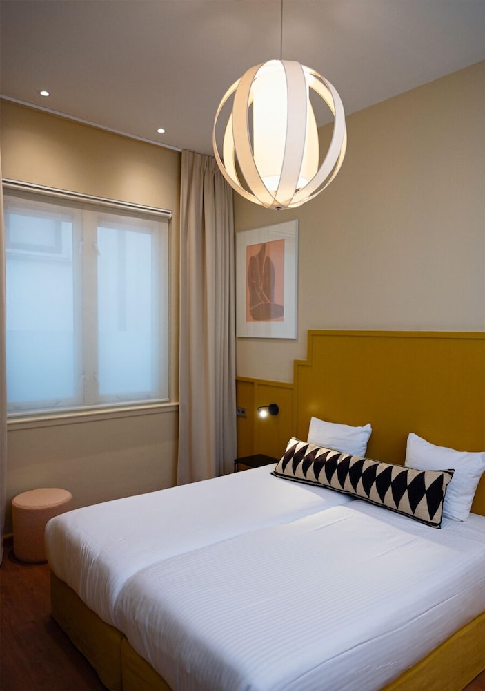 STANDARD, TWIN BEDS