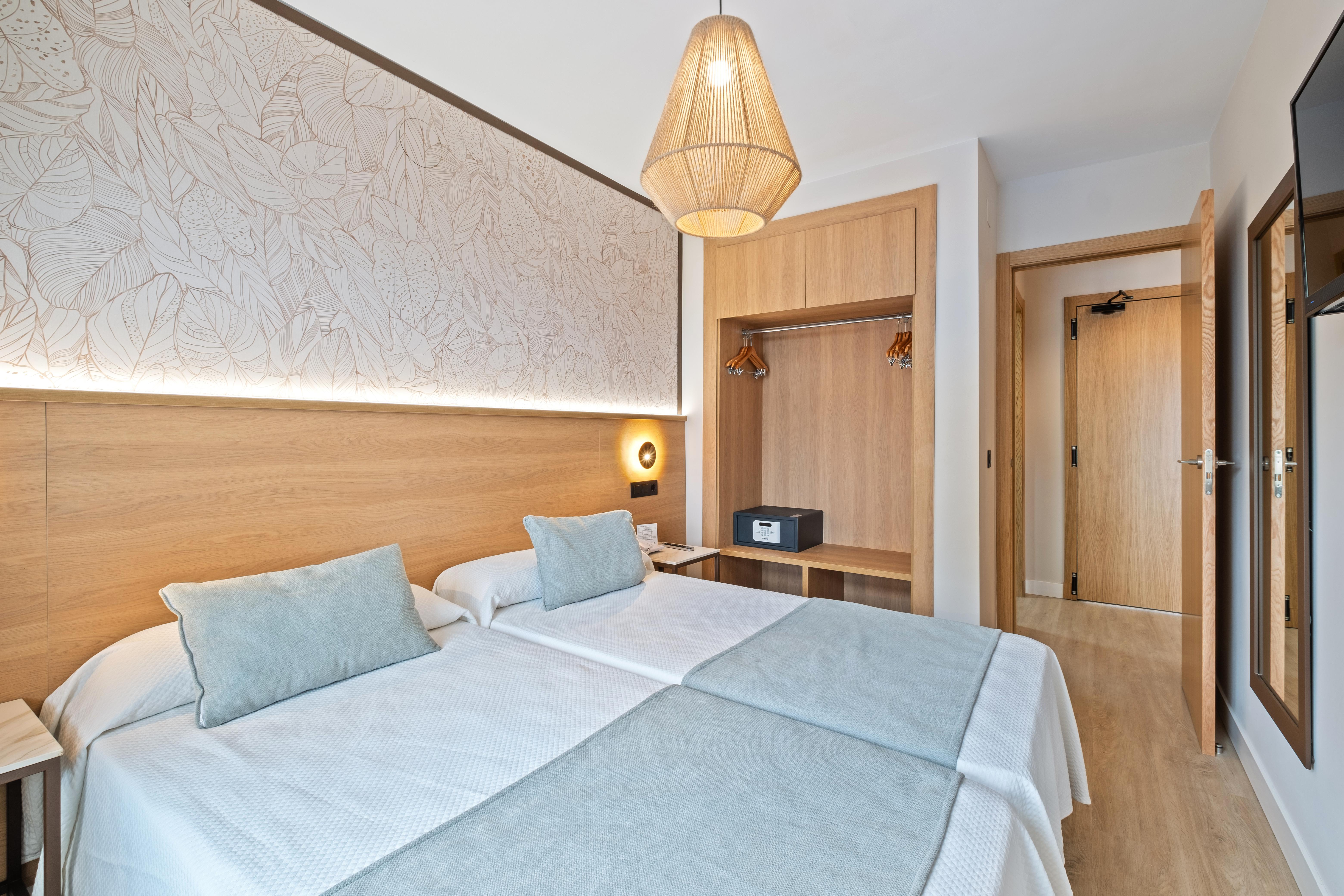 Junior Suite, Balcony or Terrace