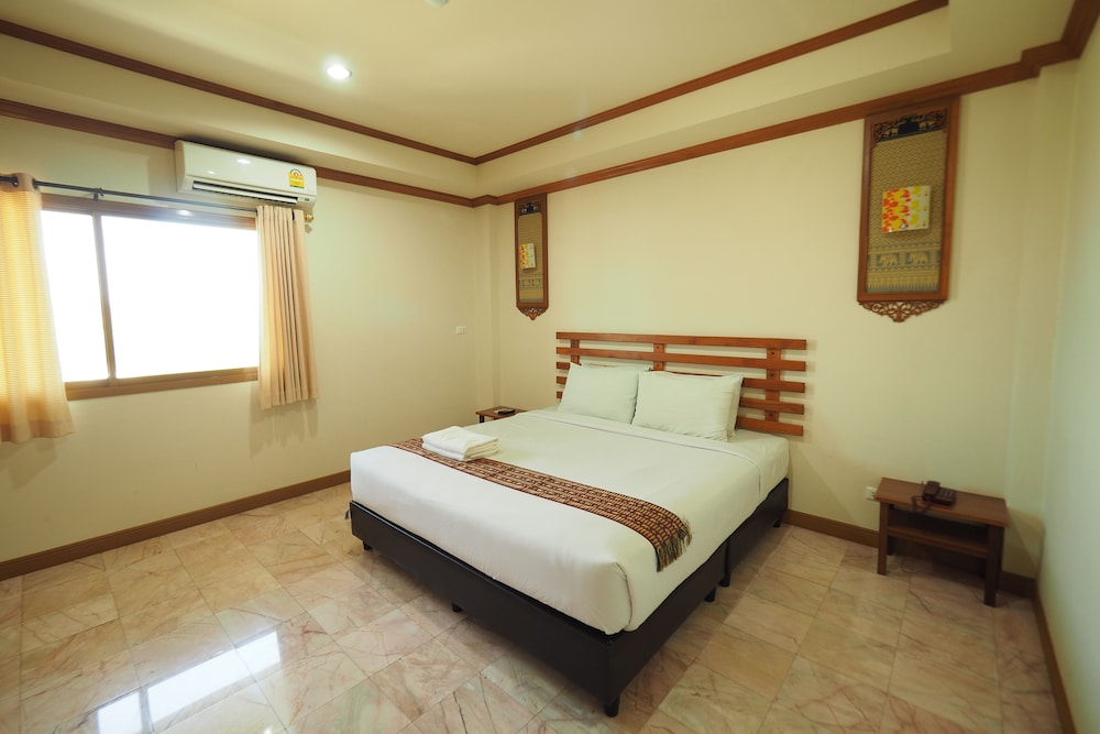 Amorn Sukhothai Hotel 14/32