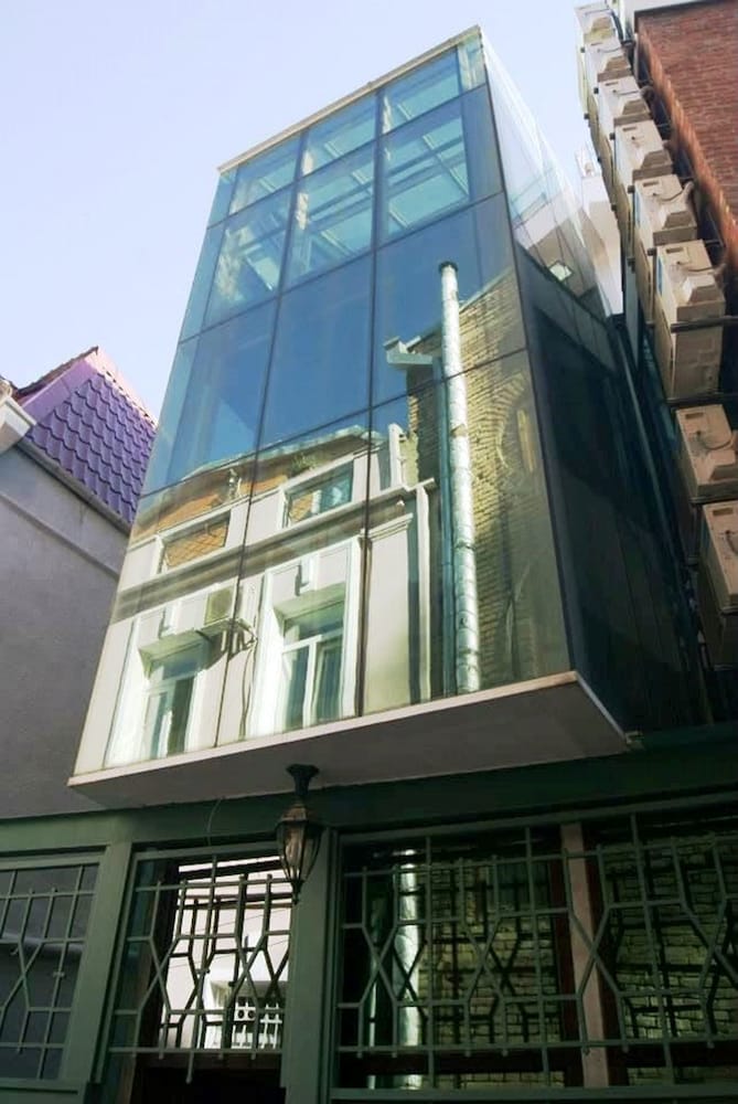 TBILISELI HOTEL 4/60