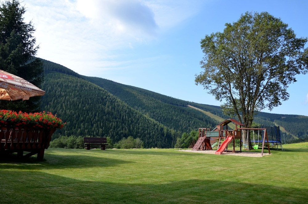 Olympie Hotel, Spindleruv Mlyn 46/60