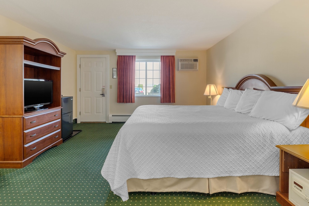 Ogunquit Hotel 13/50