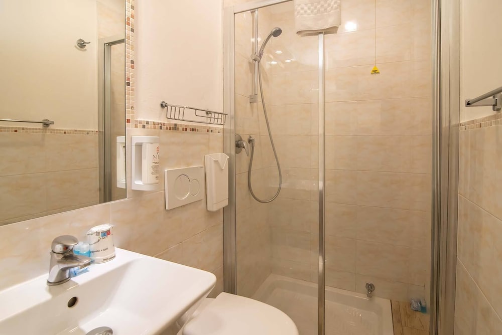 Residenza Hotel Cimabue 69/71