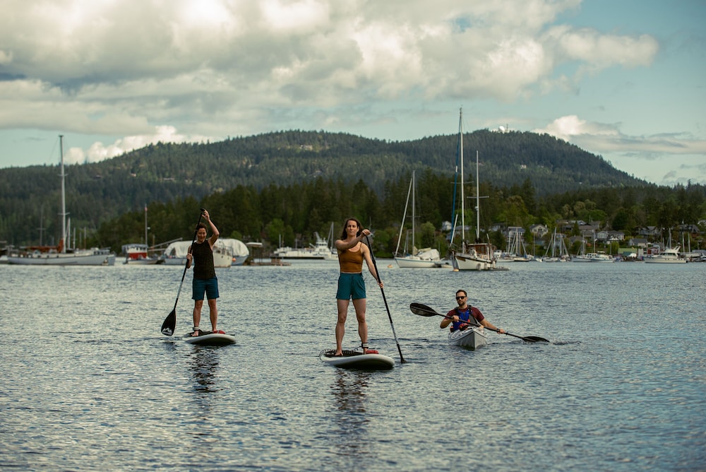 Brentwood Bay Lodge Spa 55/64