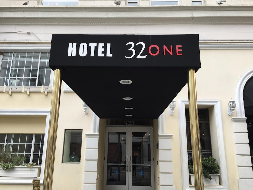 ホテル 32One 写真5