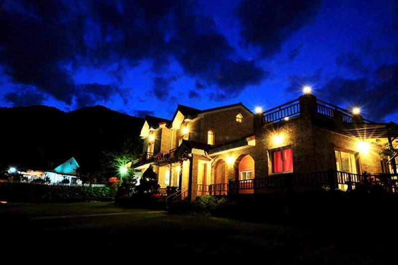Gapyeong Morning Hill Pension 1/15