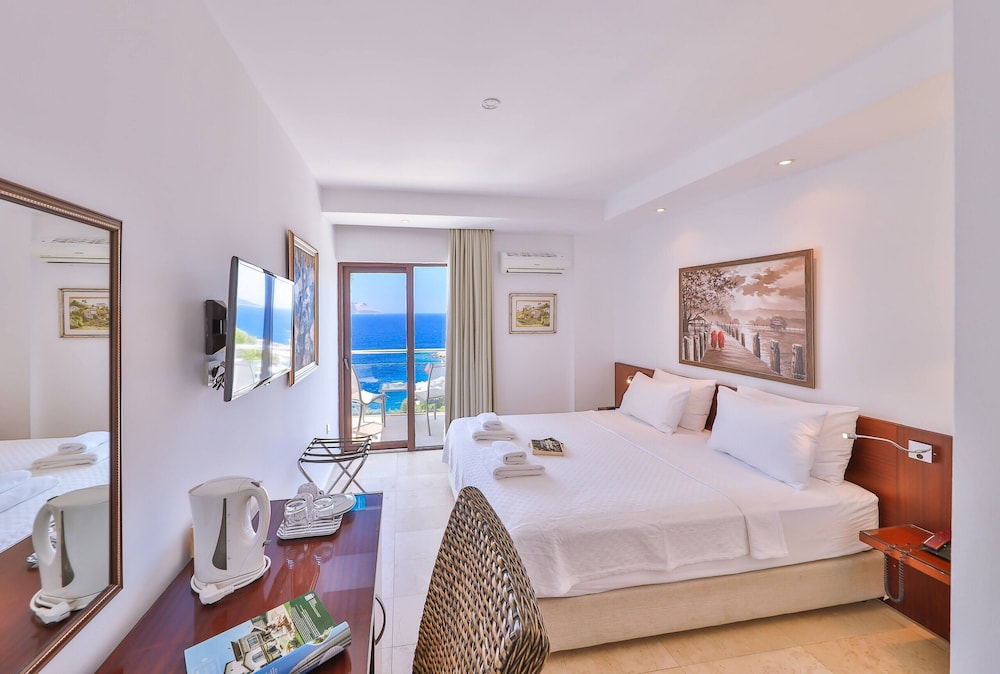 ROOM, DOUBLE BED, SEA VIEW