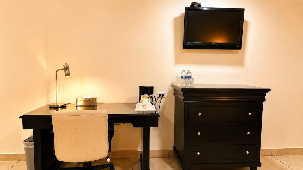 Baja Inn Hoteles Ensenada 55/66