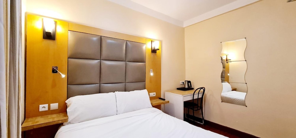 Hotel De France. 25/38