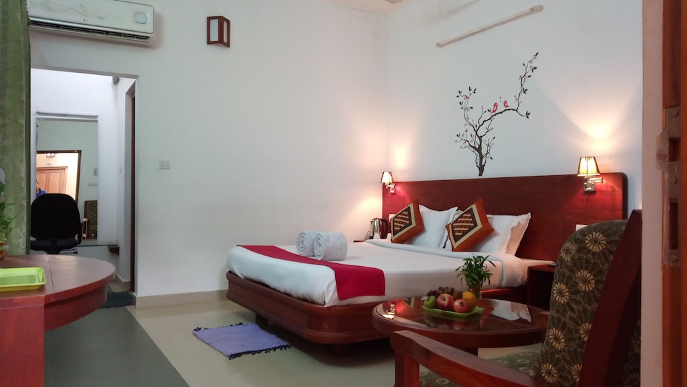 Vythiri Greens Resort 8/25