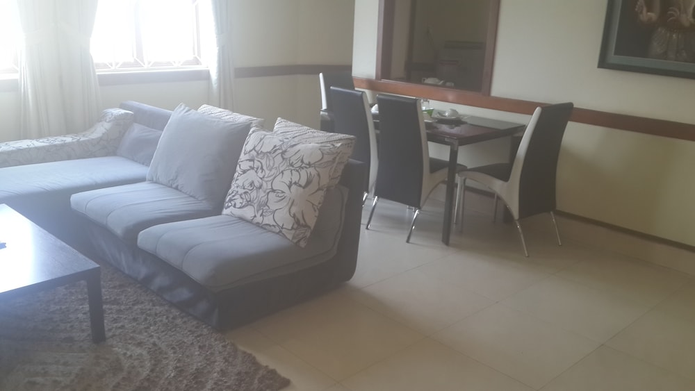 Nokor Lucky Serviced Apartments 12/15