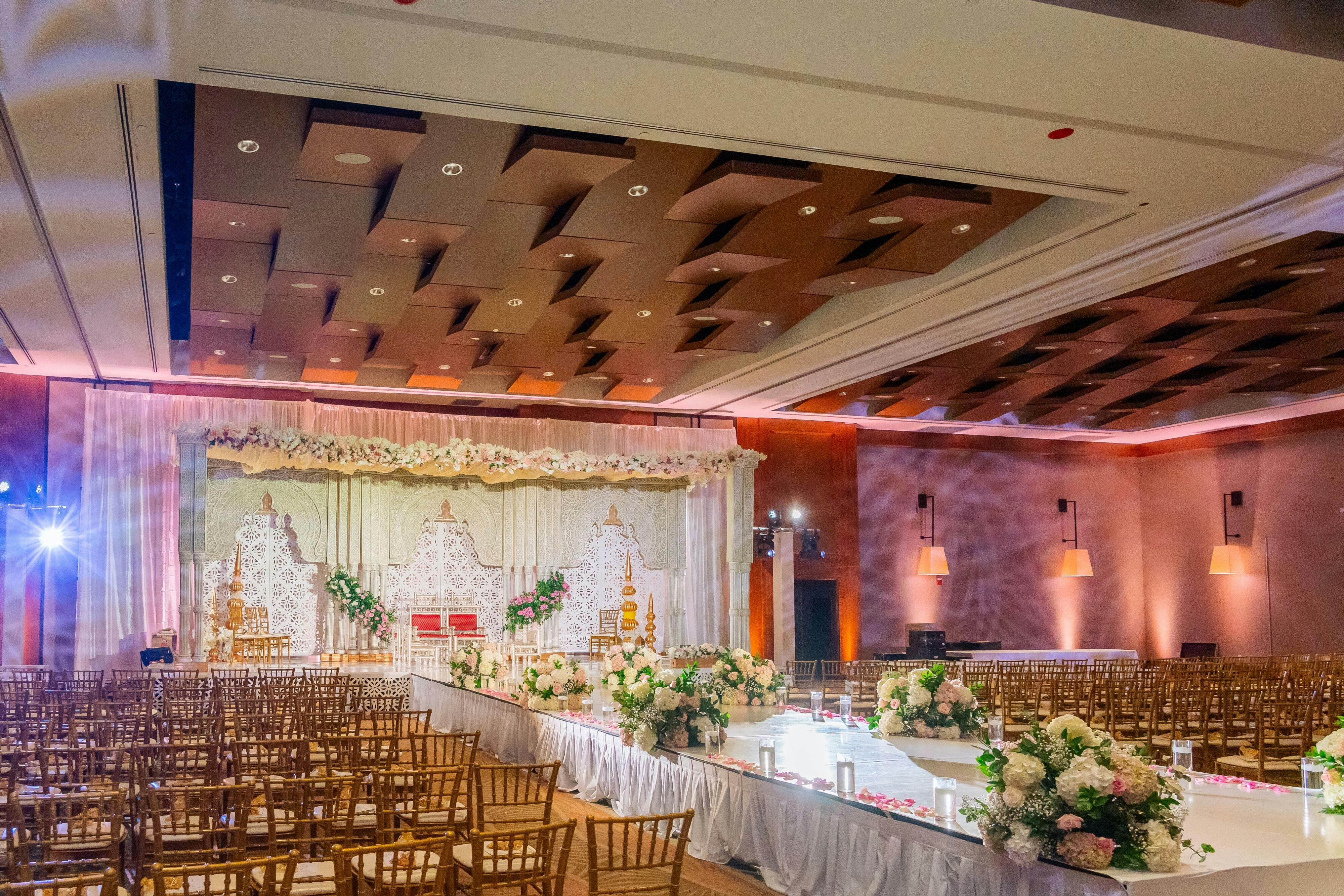 Raleigh Marriott Crabtree Valley 10/64