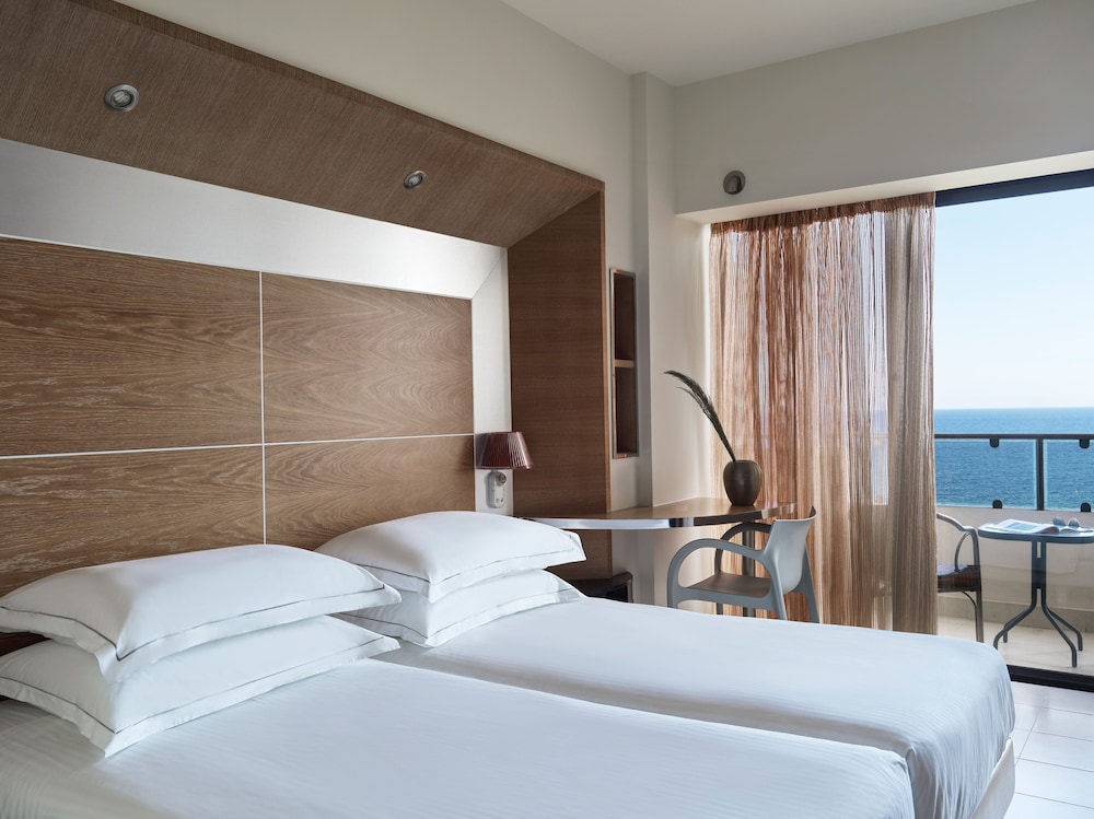 STANDARD, DOUBLE BED, SEA VIEW