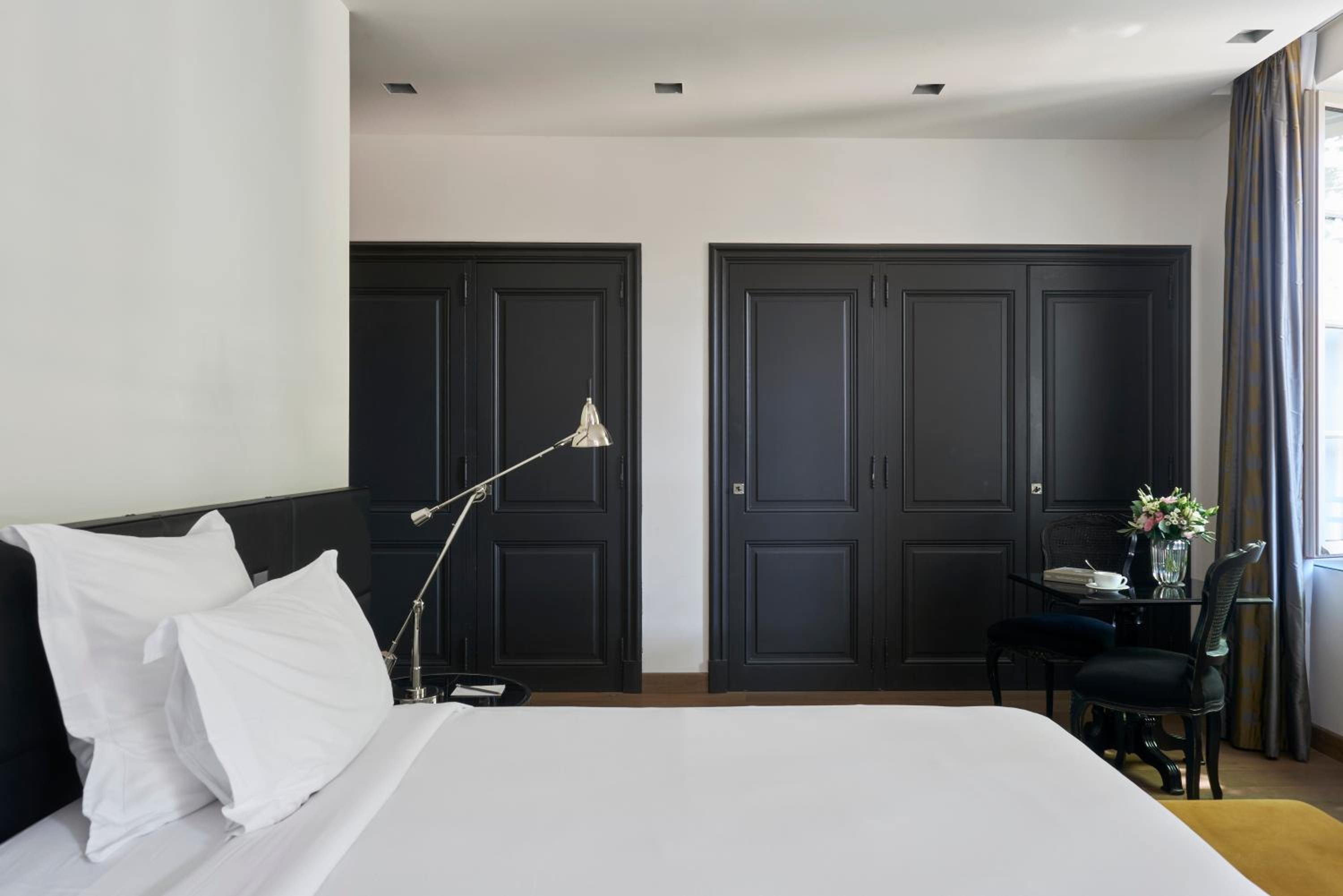 Room, Double Bed