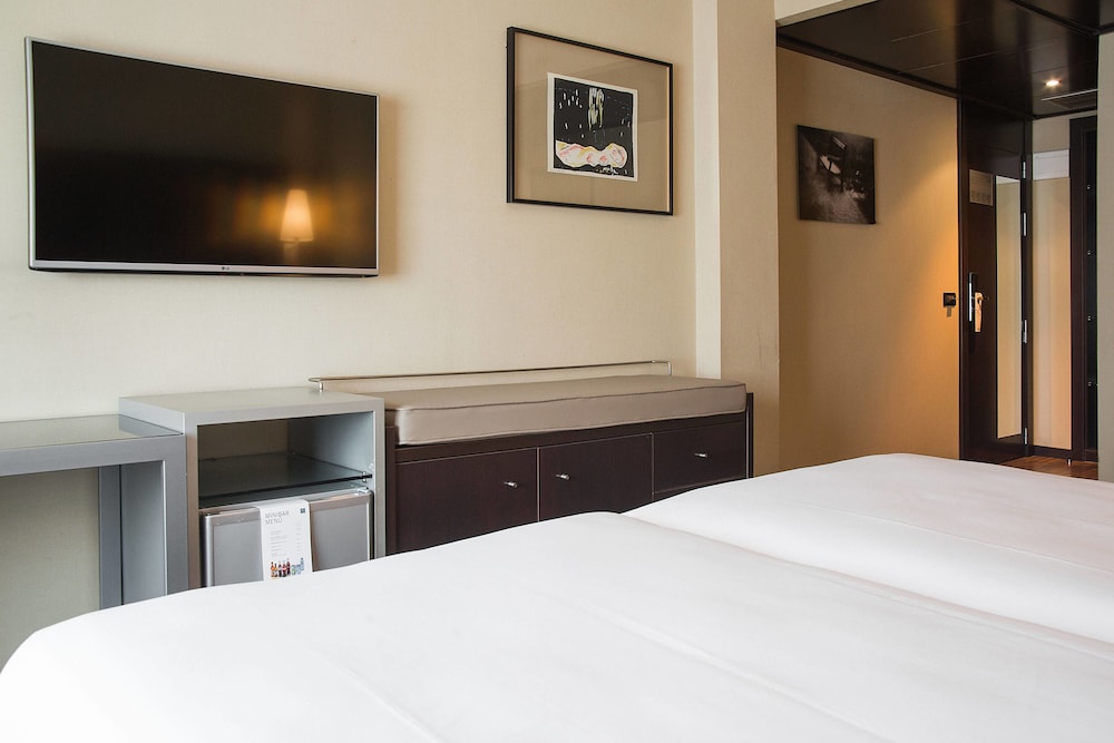 Ac Hotel By Marriott Zamora 10/50