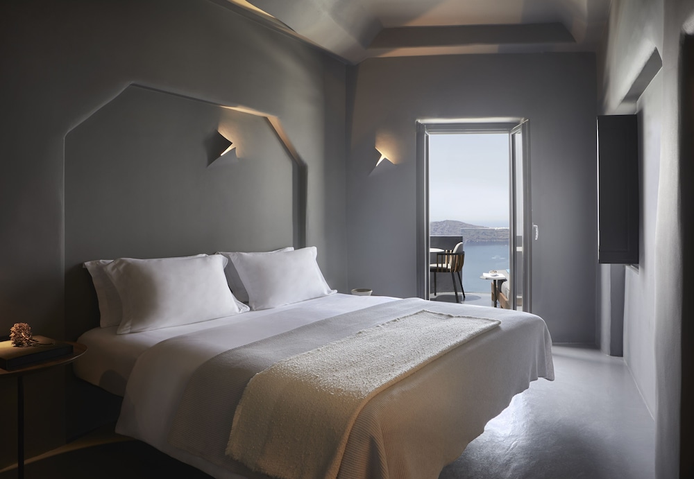 Honeymoon, Suite, Queen Bed, Sunset View, Outdoor Jetted Tub