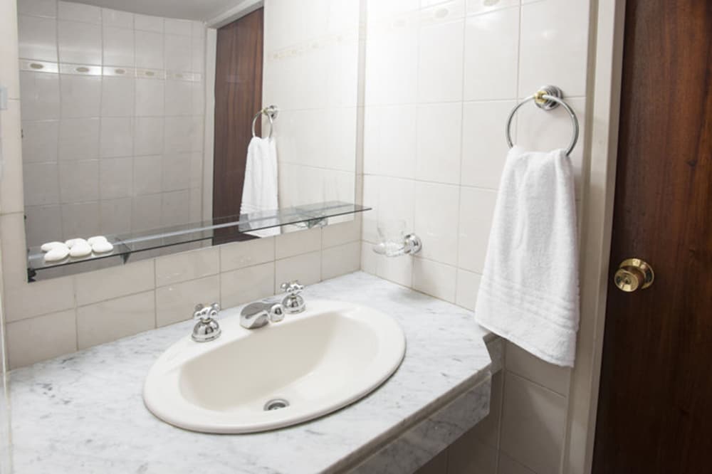 Gran Hotel San Luis 45/48