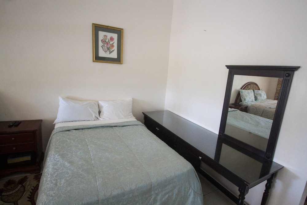 Chateau Margarite Villa 42/50