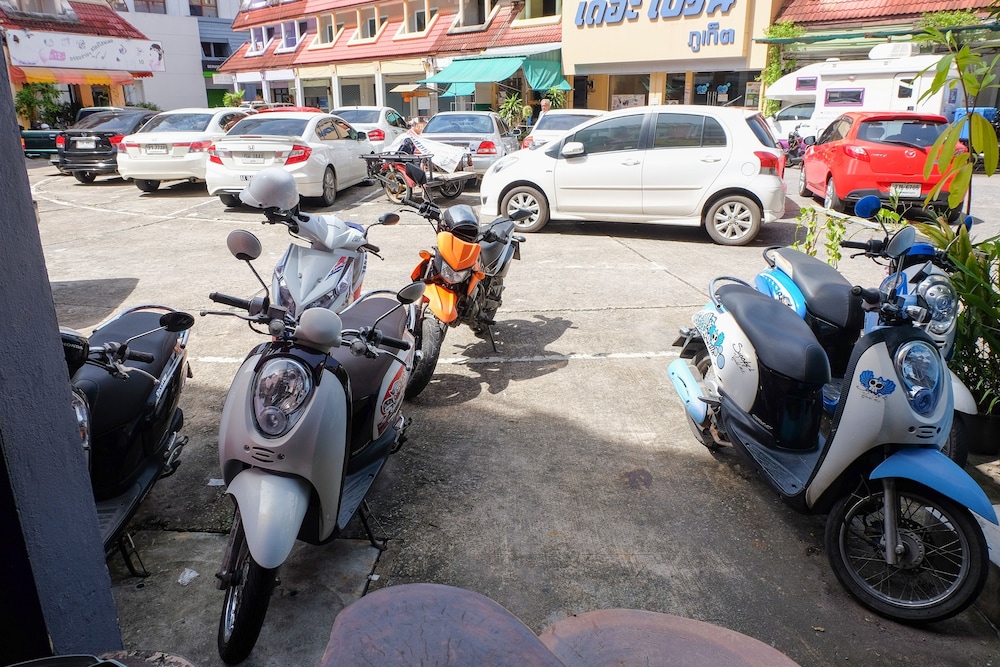 Beehive Phuket Old Town - Hostel 59/64