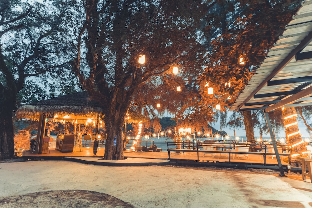 Pak Nam Resort 44/50