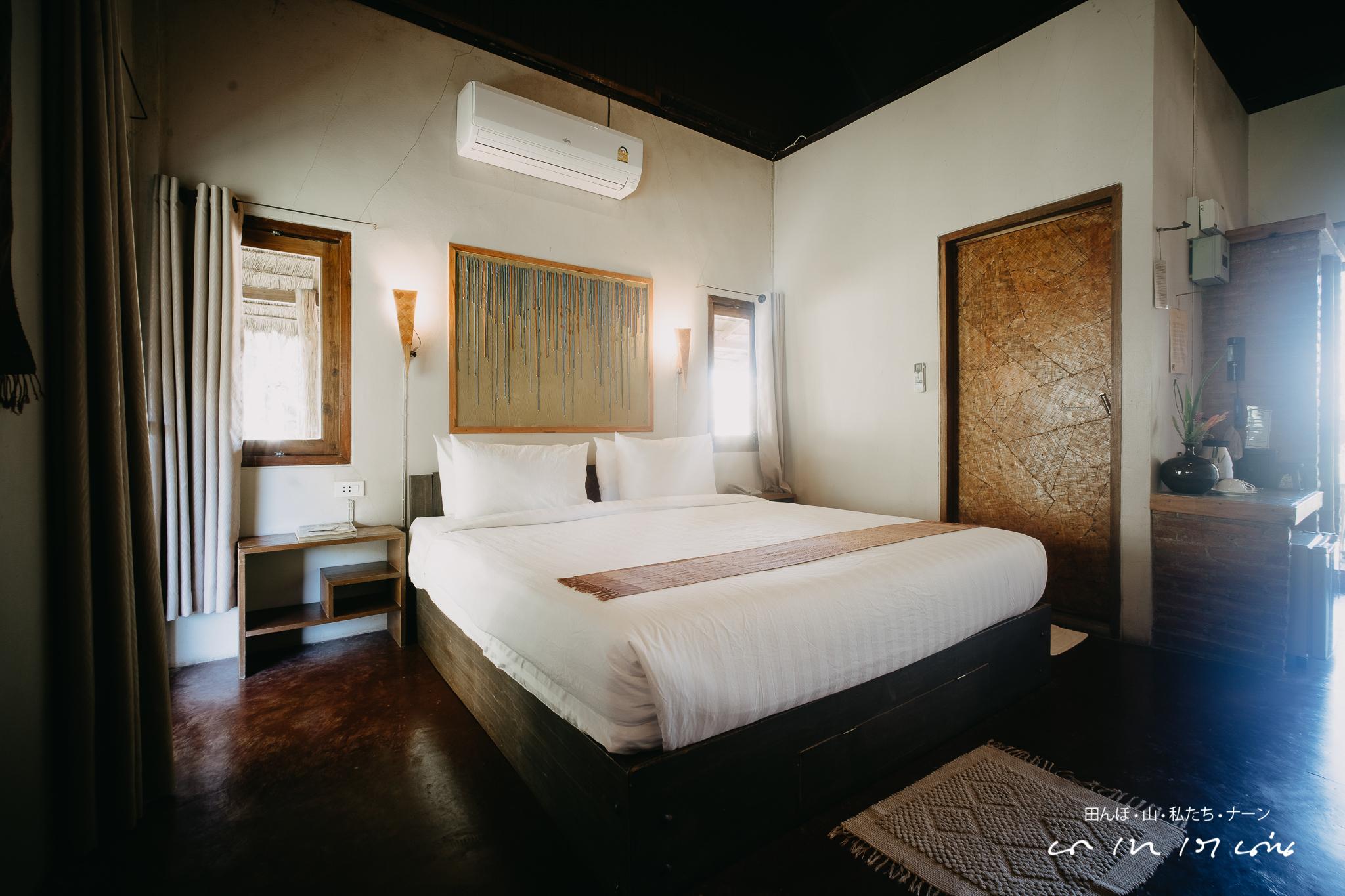 Deluxe, Double Bed