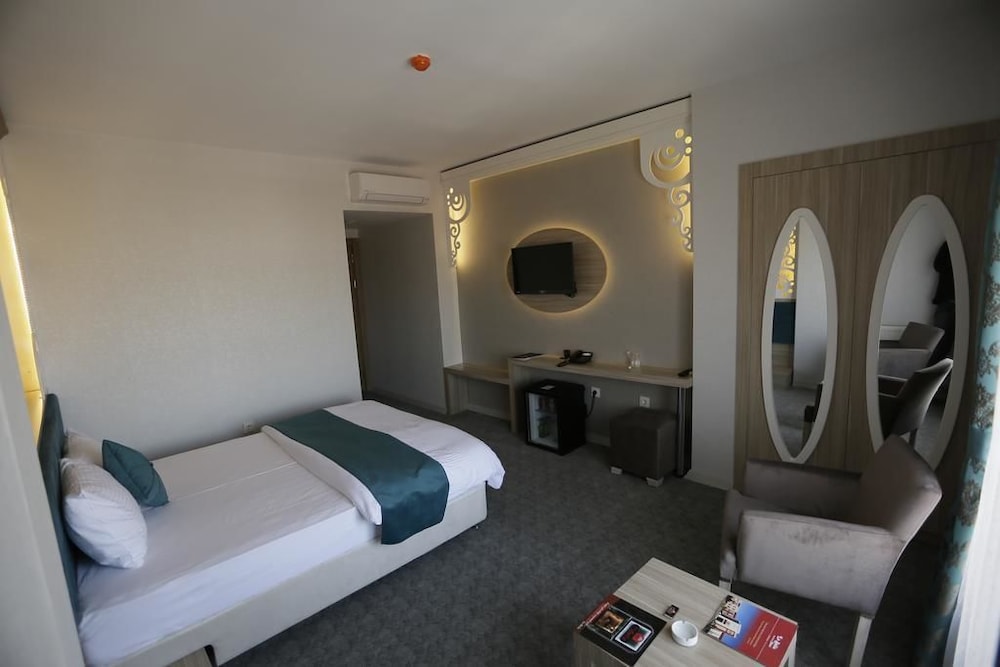 La bella Hotel Alasehir 7/23