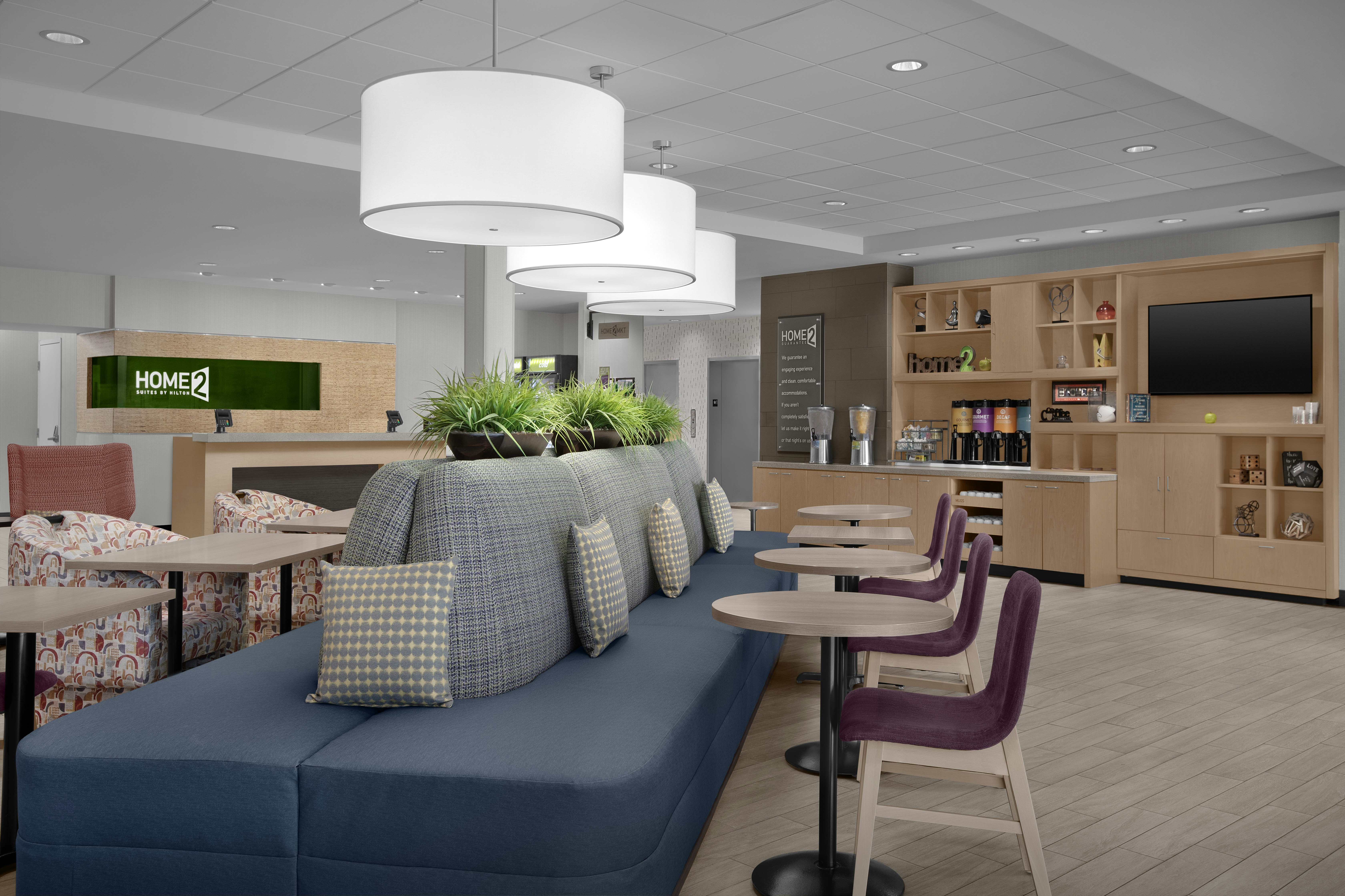 Home2 Suites By Hilton Denver International Airport 10/19