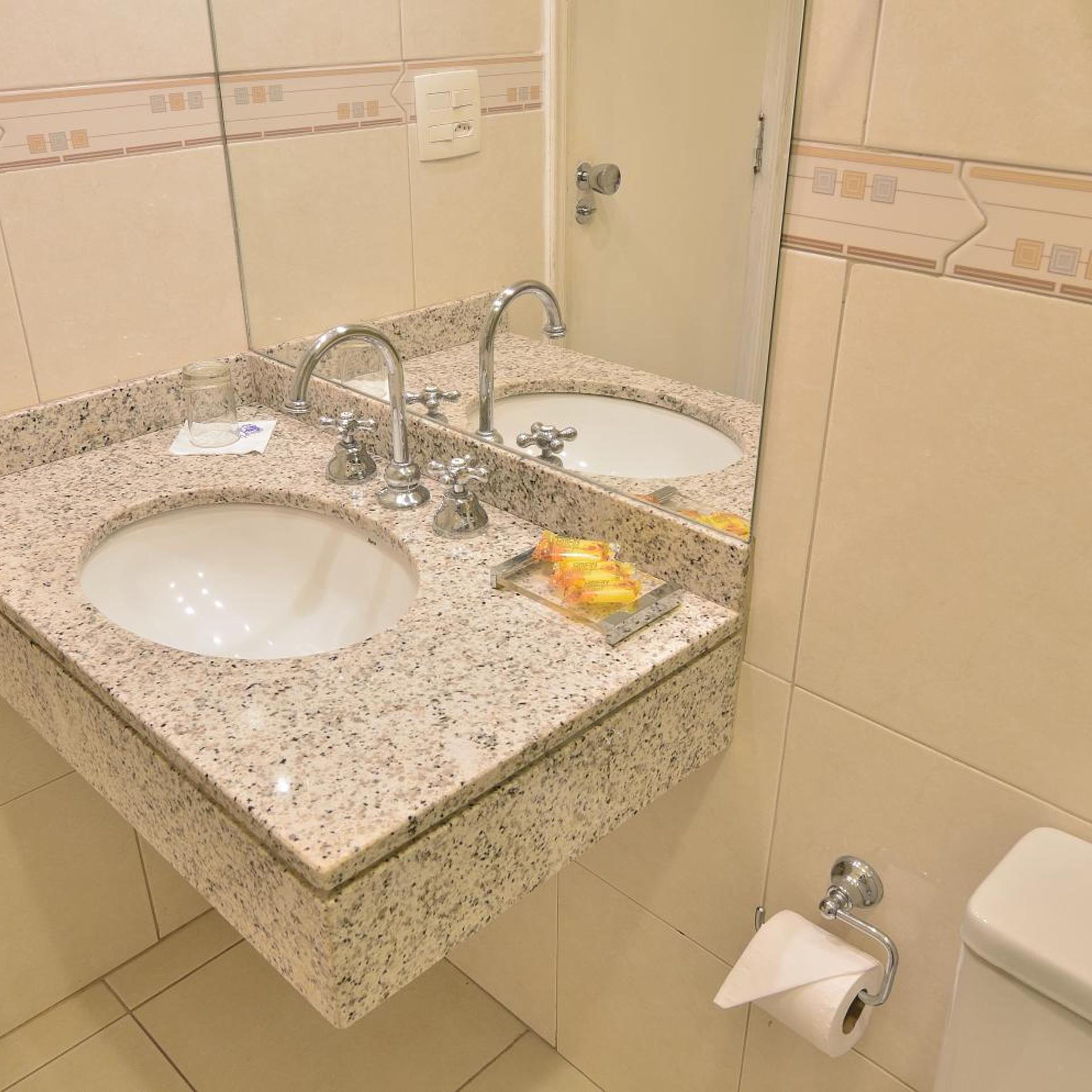 Hotel Castelar 94/99