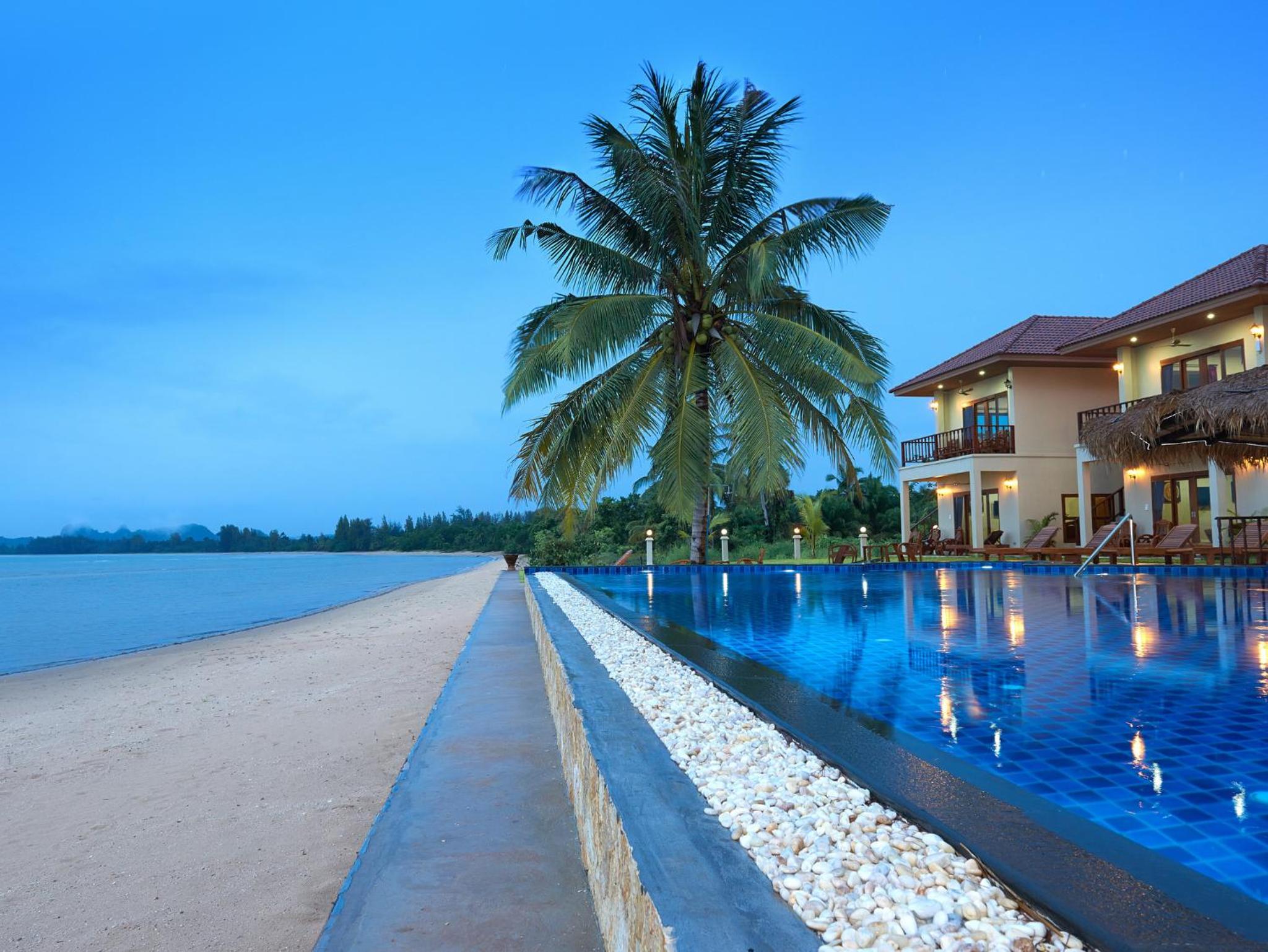 Sara Beachfront Boutique Resort 41/51
