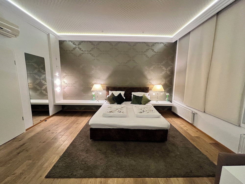 Helvetia Suites 11/52