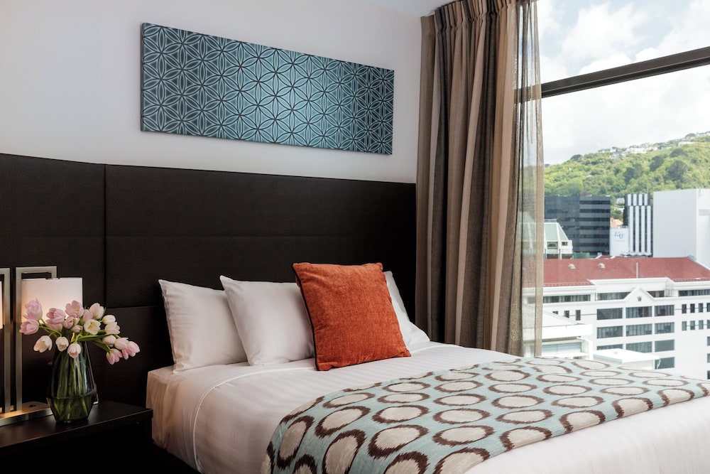 ROOM, DOUBLE BED, CITY VIEW