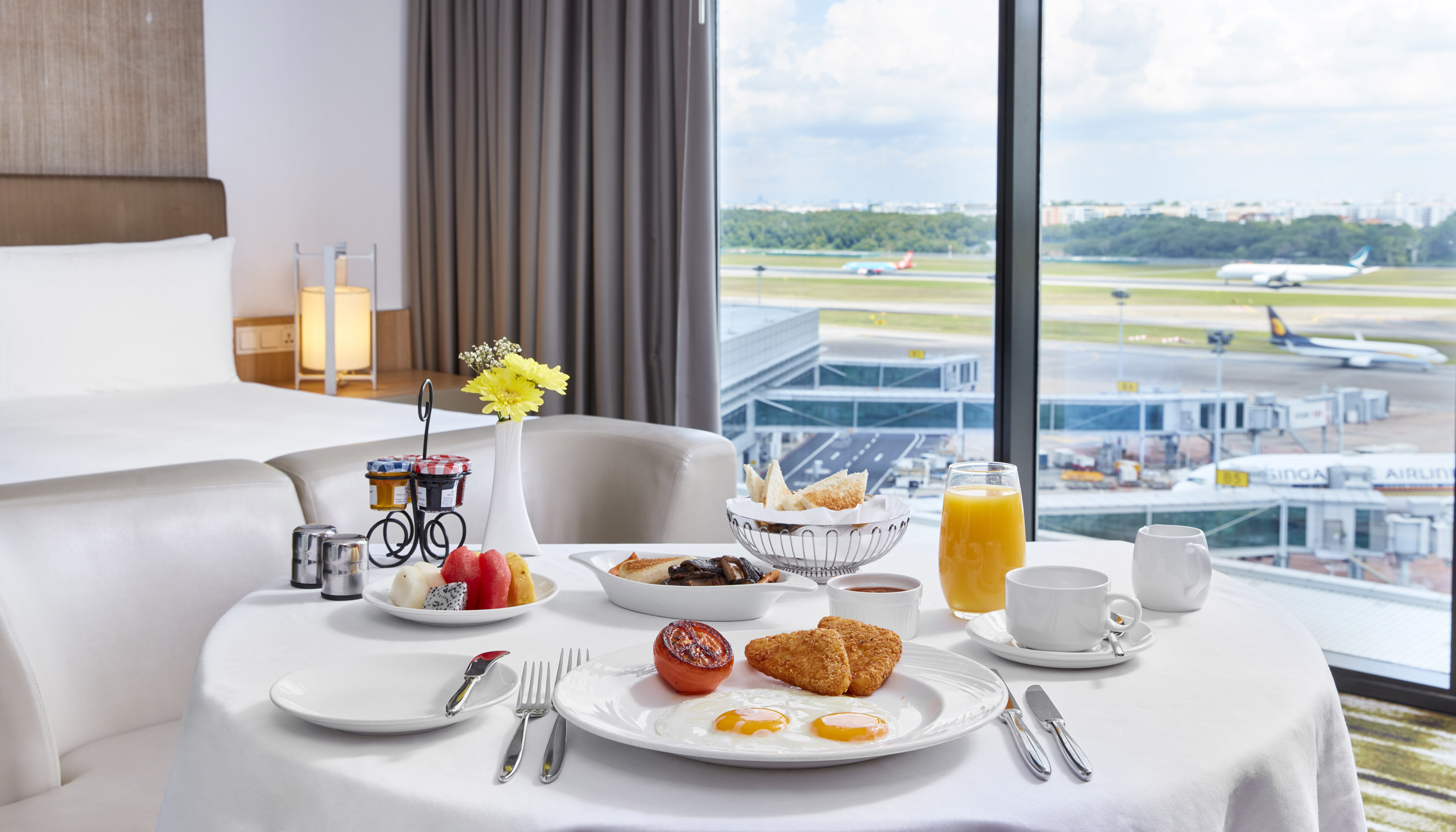 Crowne Plaza Changi Airport Hotel 54/81