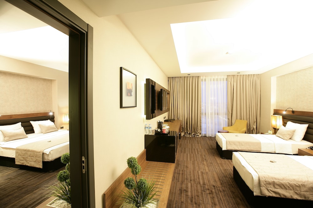 Rys Hotel 10/49