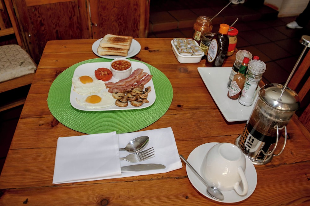 Sunbury Bed and Breakfast 26/36