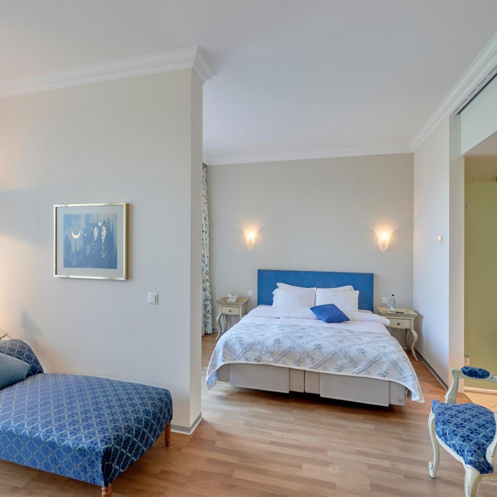 Superior, King Bed, Bay View