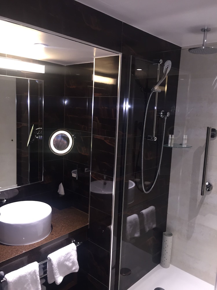 DoubleTree by Hilton London West End 36/71