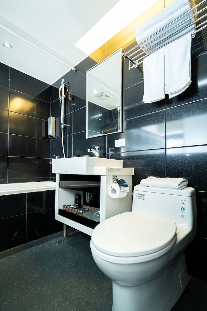 Hotelshere Taipei 36/37