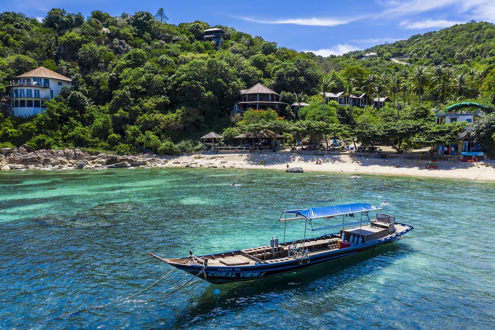 Coral View Resort 56/64