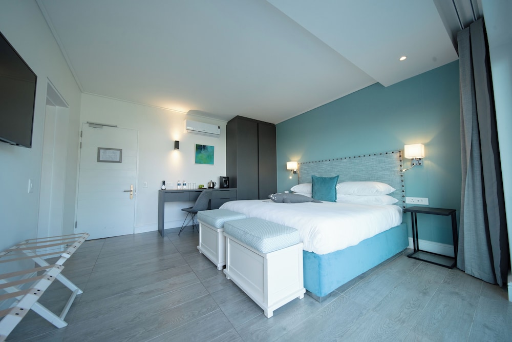 One Marine Drive Boutique Hotel 32/73