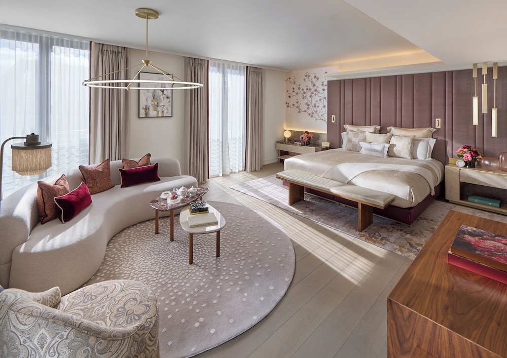 Mayfair, Suite, King Bed