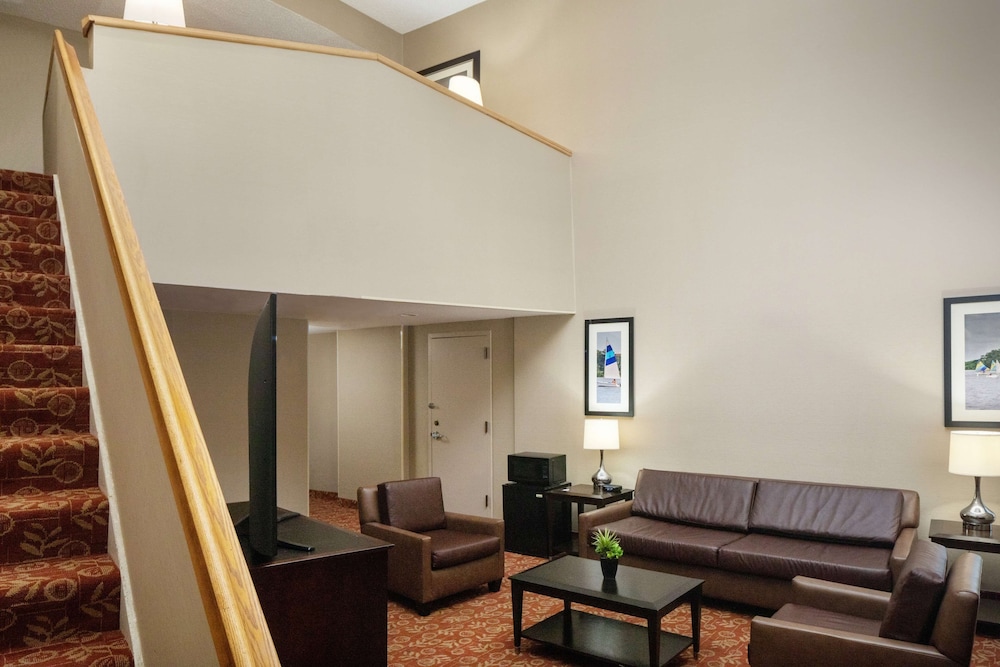 DoubleTree by Hilton Cherry Hill Philadelphia 27/46