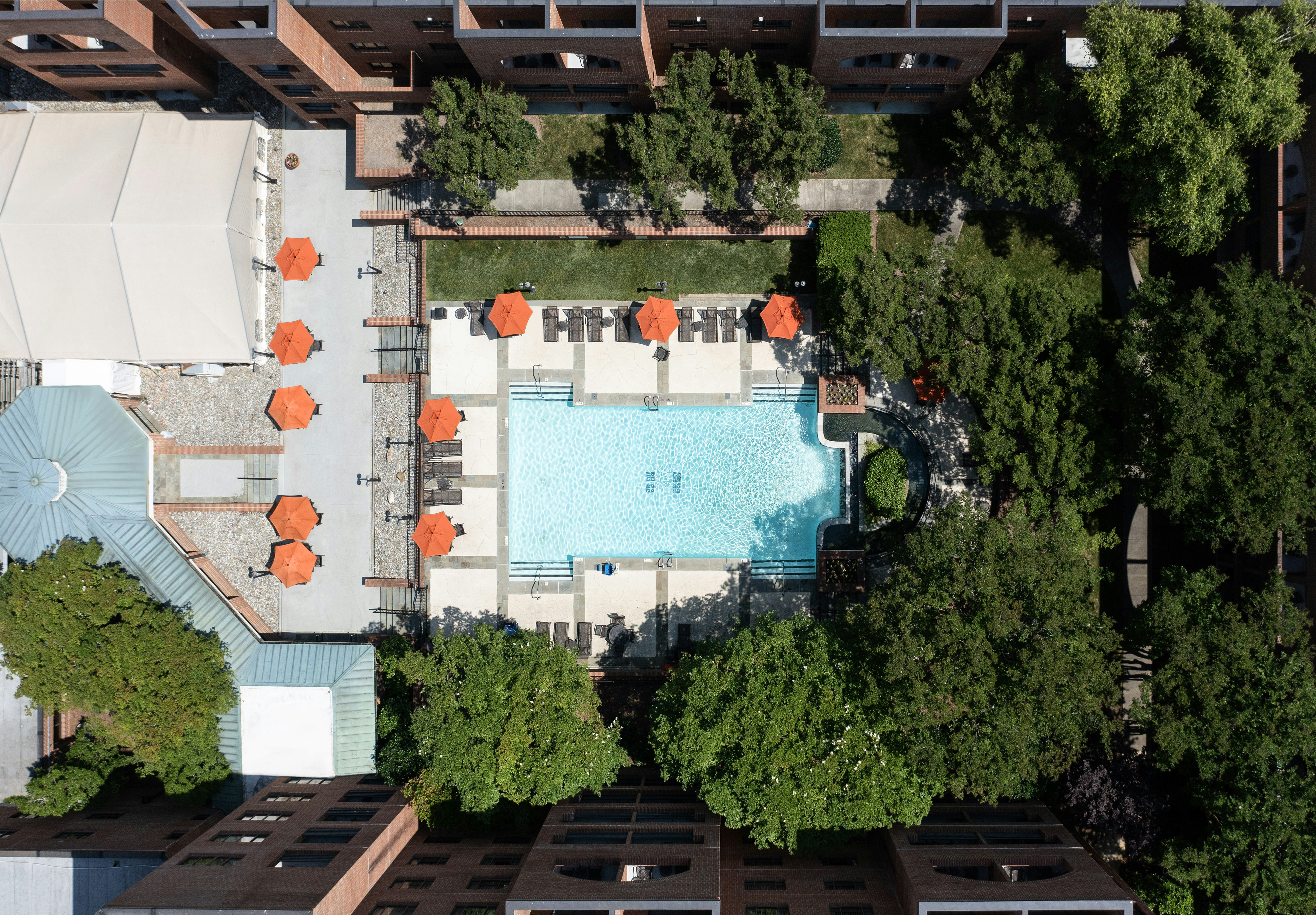DoubleTree Suites by Hilton Charlotte SouthPark 56/60
