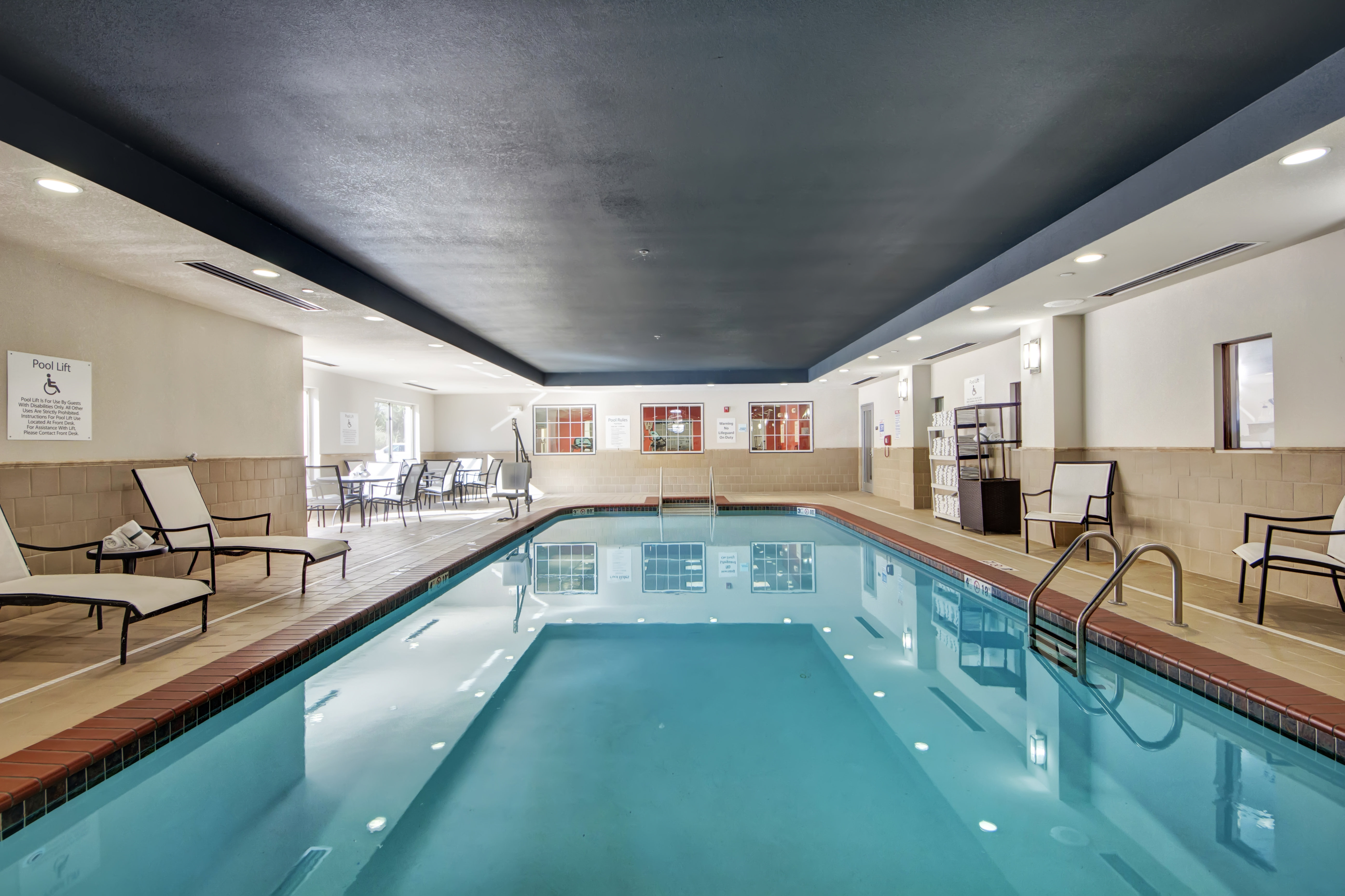 Holiday Inn Express Hotel Amp Suites Oklahoma City North 32/50