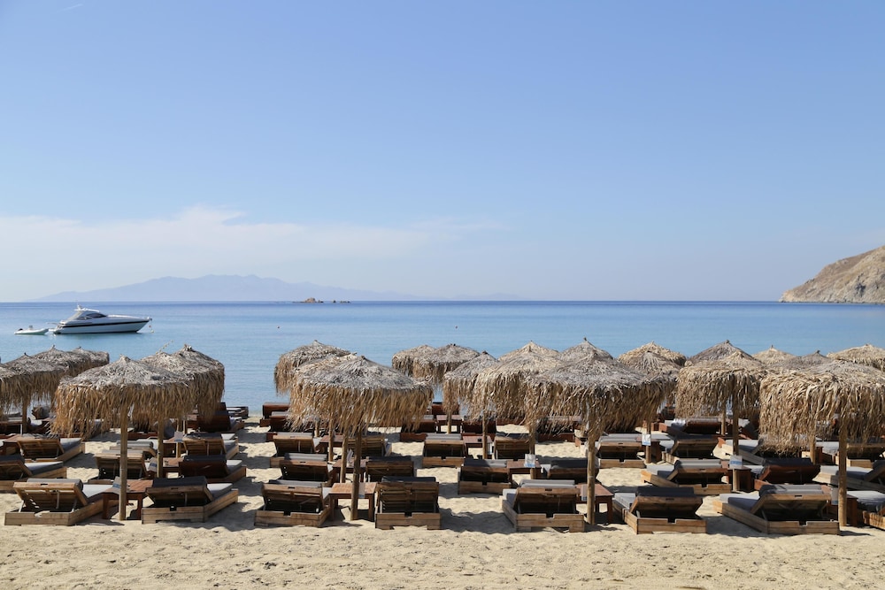 Livin Mykonos Boutique Hotel - Adults only 69/76
